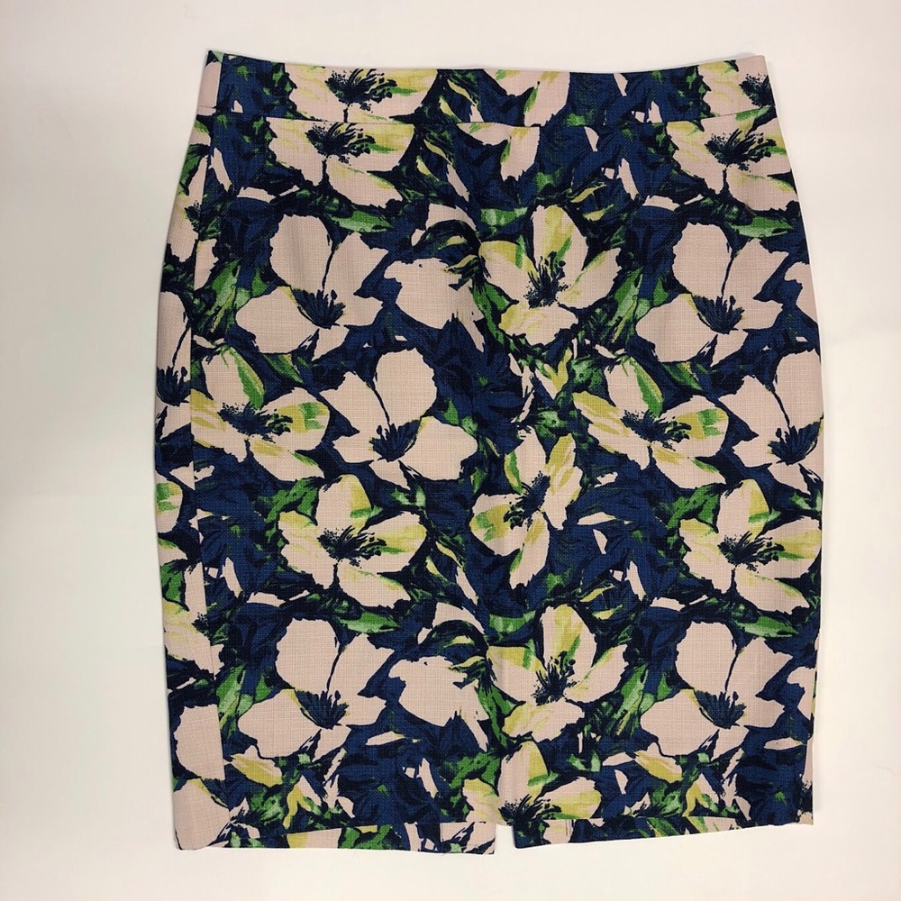 {2} Floral J. Crew Factory Pencil Skirt